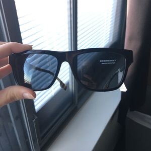 Burberry sunglasses